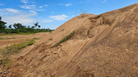 Jazida de Areia Grossa, Media, Fina e Seixo 7